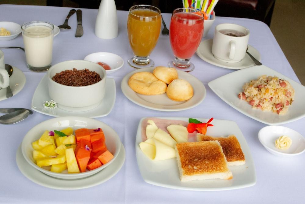 Ayenda Hotel Virrey 76 バランキージャ エクステリア 写真